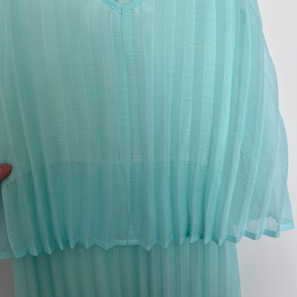 Bar lll Summer dress size small - Picture 3 of 4